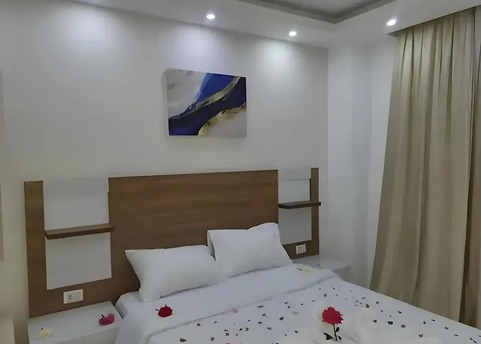 Szálloda Fanadir Luxury Gurdaka
