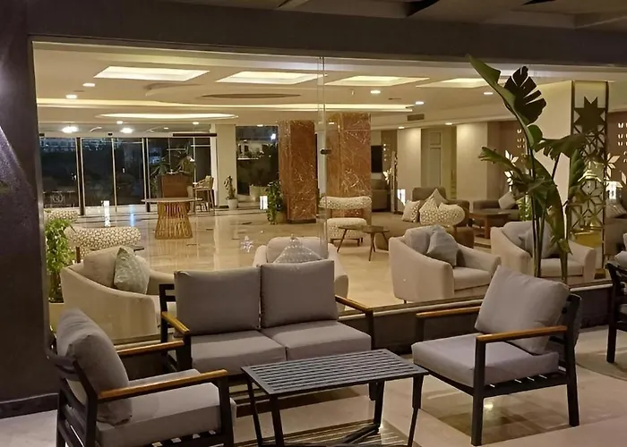Fanadir Luxury 4* Gurdaka